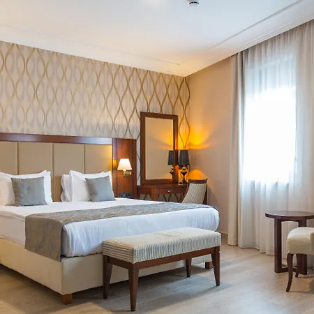 Xenon & Hotel