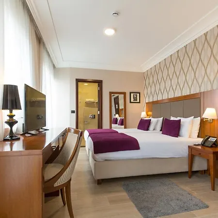 Xenon & Hotel