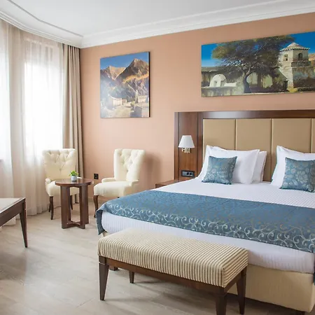Hotel Xenon & 4*