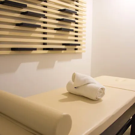 Hotel Xenon & 4*