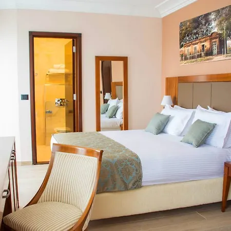Hotel Xenon & 4*