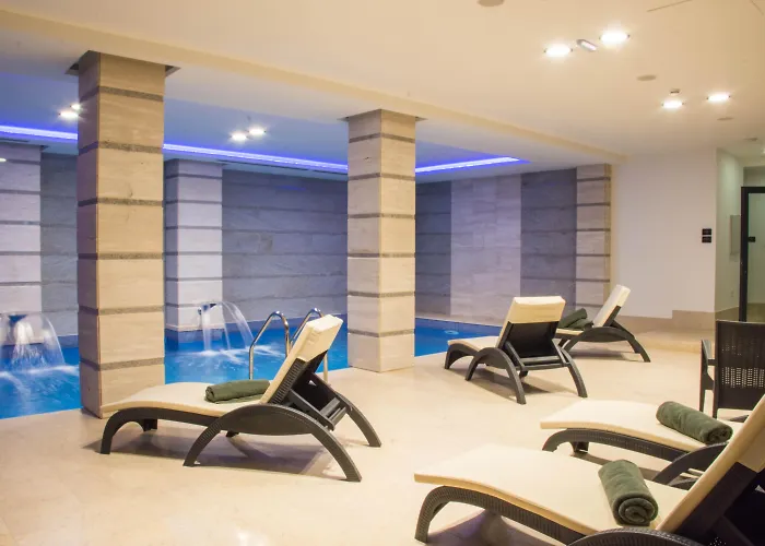 Xenon & 4* Βελιγράδι