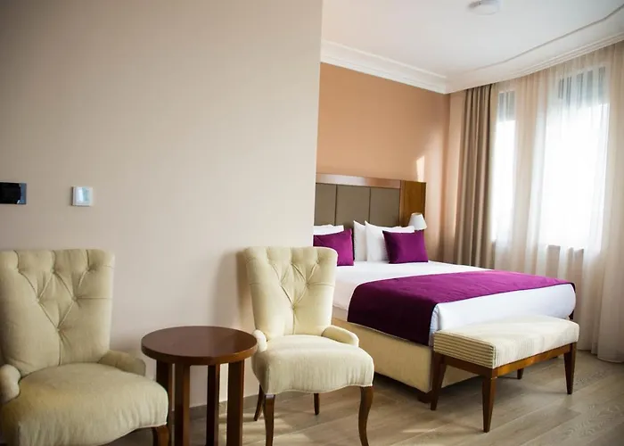 Xenon & 4* Βελιγράδι